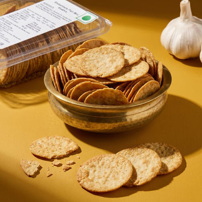 Shakambaris Plain Mini Khakhra – 200 g Plastic Can